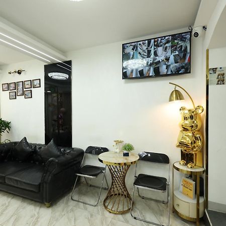 Le Vu Hotel Ho Chi Minh City Exterior photo