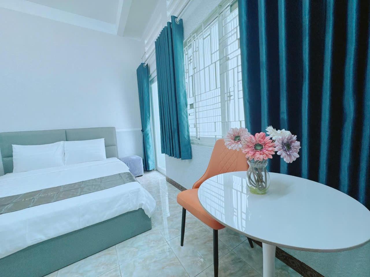 Le Vu Hotel Ho Chi Minh City Exterior photo